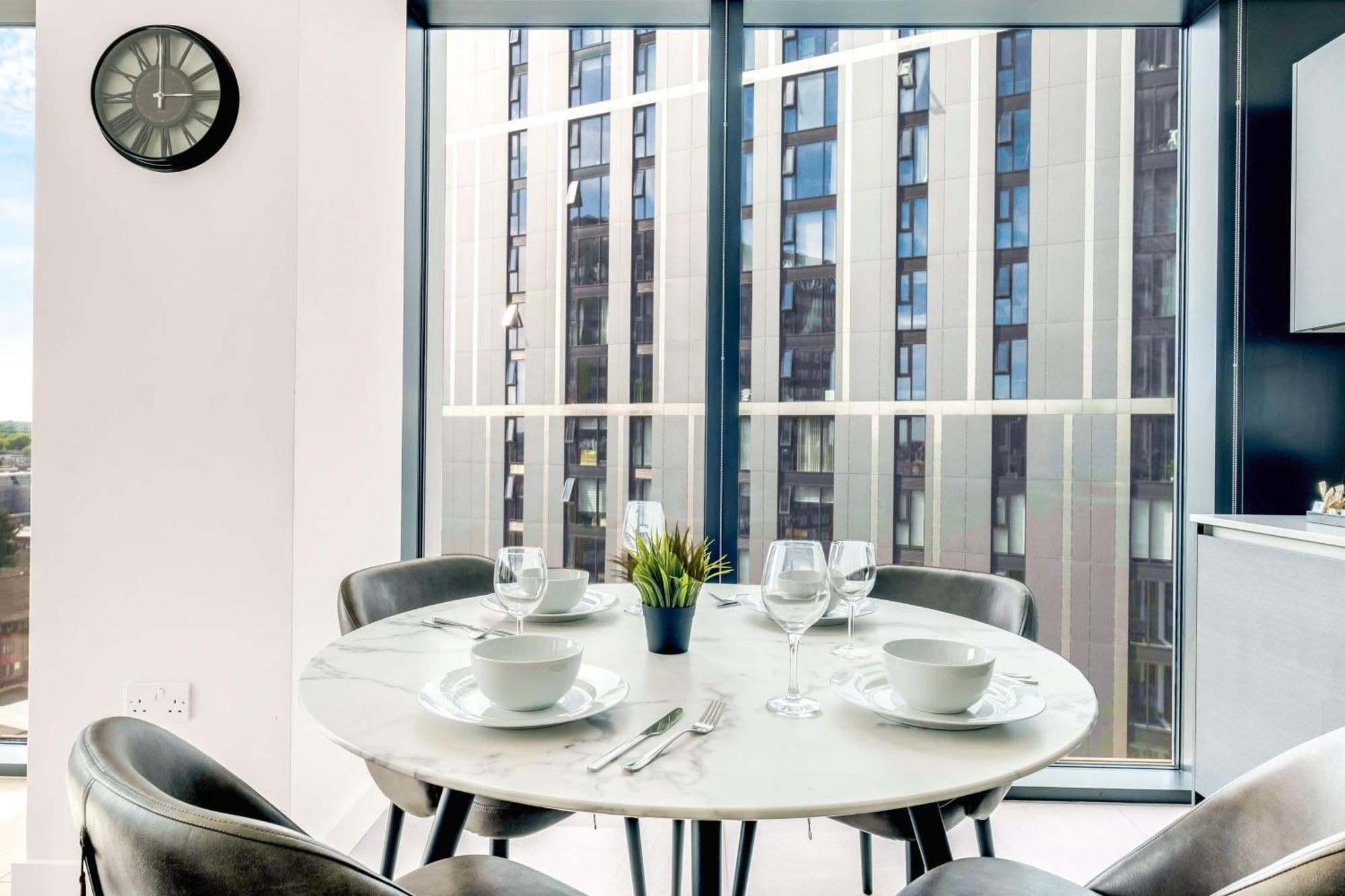 Mercian Luxury Serviced Apartments- Birmingham City Centre - Your Perfect Stay - Gym Rooftop Terrace Cinema Room Esterno foto