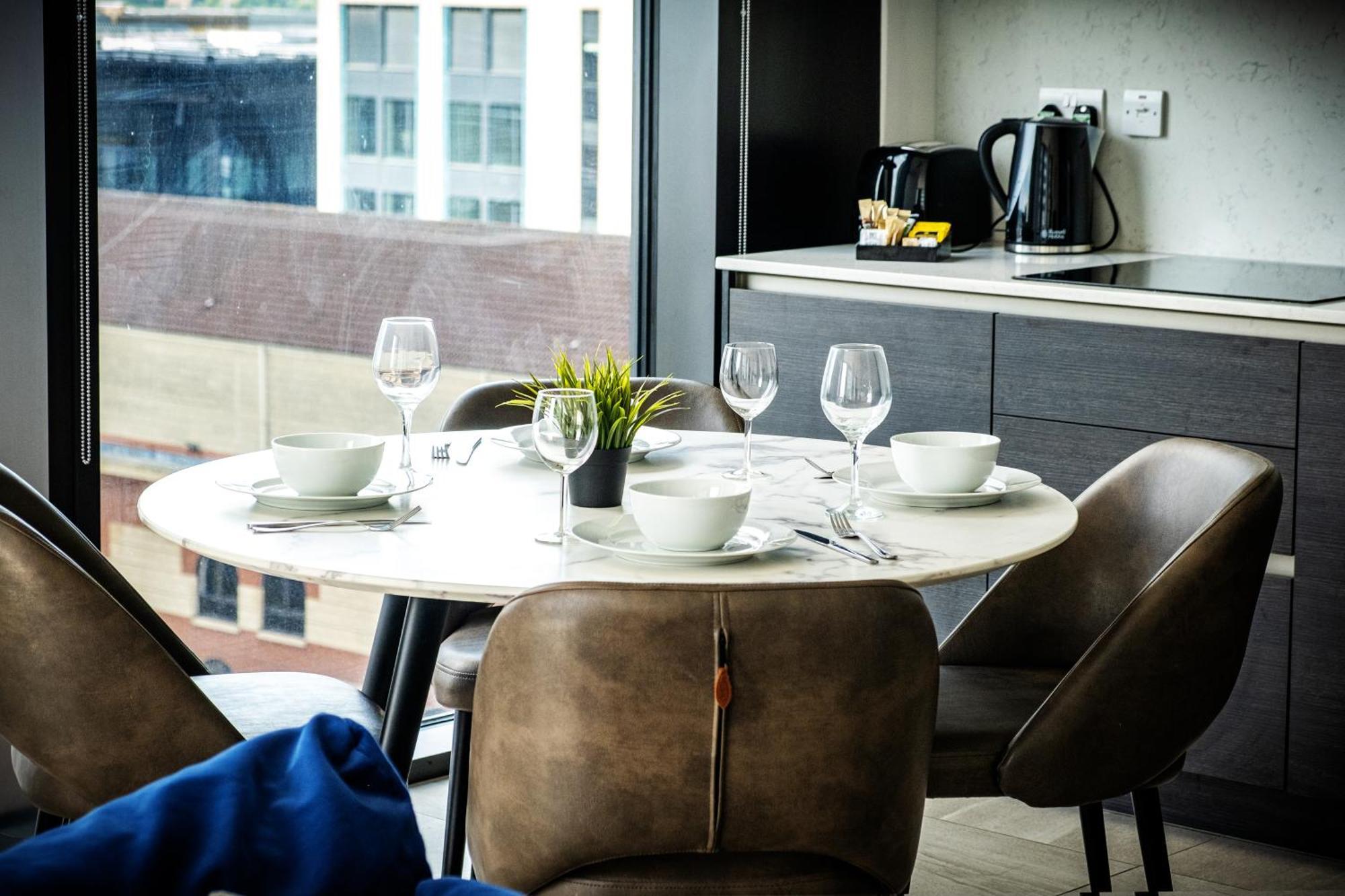 Mercian Luxury Serviced Apartments- Birmingham City Centre - Your Perfect Stay - Gym Rooftop Terrace Cinema Room Esterno foto