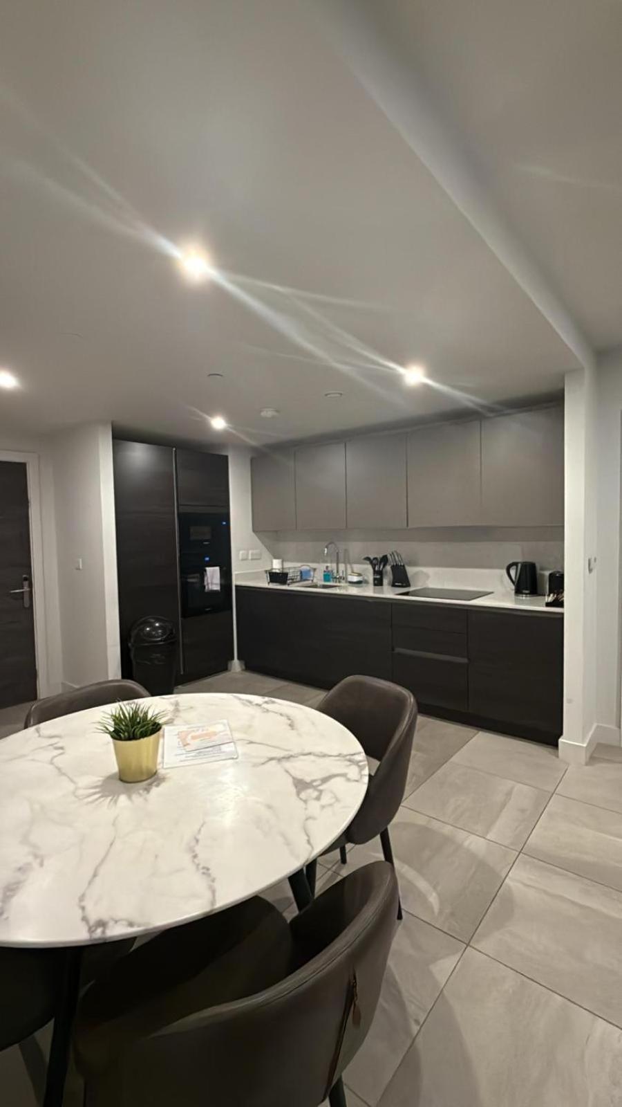 Mercian Luxury Serviced Apartments- Birmingham City Centre - Your Perfect Stay - Gym Rooftop Terrace Cinema Room Esterno foto
